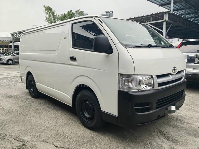2007 Toyota Hiace Panel Van 2.5 (D) - 1
