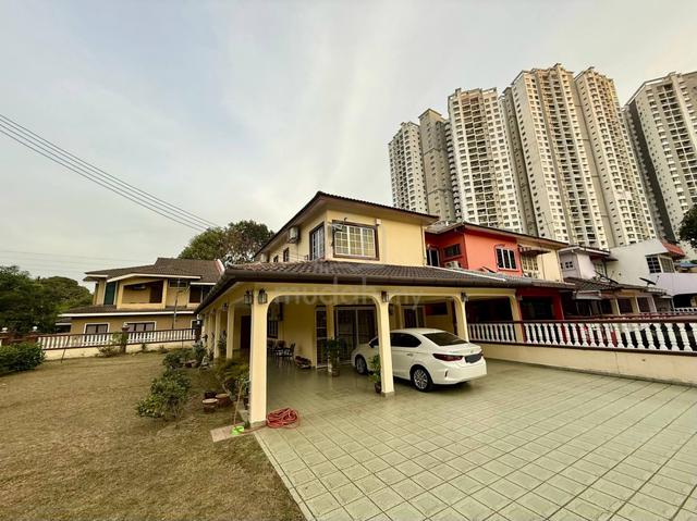 Corner Lot Double Storey Jalan Medan Batu Caves 4133sf Freehold 1