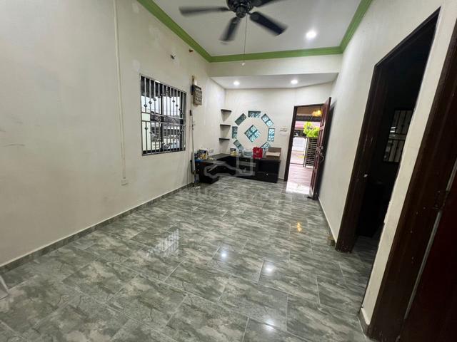 Taman Universiti @ Jalan perubatan @ Single Storey @ Partial Furnished 1