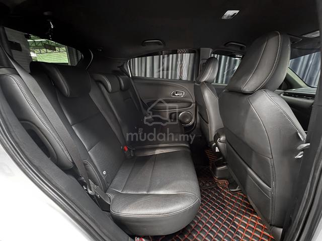 2020 Honda HR-V 1.8 RS i-VTEC (Full Service Honda) - 5