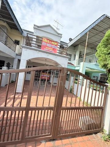 GOOD CONDITION 2 Storey Terrace Berjaya Park Seksyen 32, Shah Alam 1