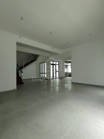 Taman Impian Emas Double Storey Semi-D Intermediate Lot 1