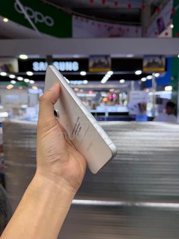 samsung s23 fe 5g ram8gb/256gb exynos 2200e - photo 3 of 5