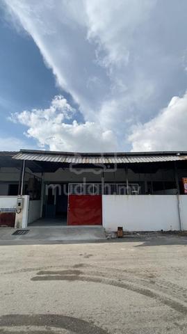 Single Storey Terrace Factory for Rent 单层排屋式工厂出租 1