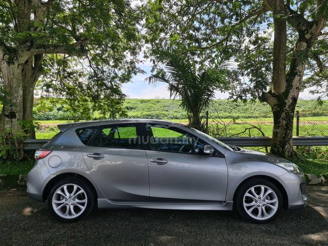 Mazda 3 2.0 Sport Hatchback 5Speed LeatherSeat - 3