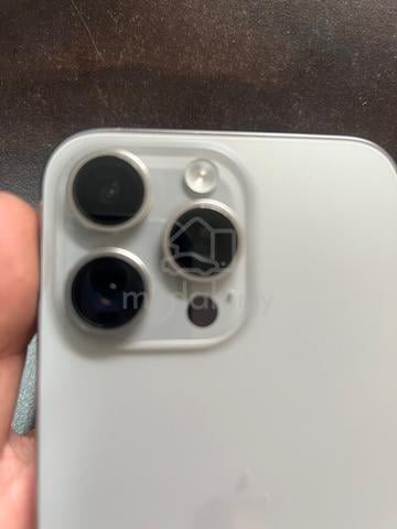 iPhone 15 Pro Max Natural Titanium 256GB - photo 4 of 6