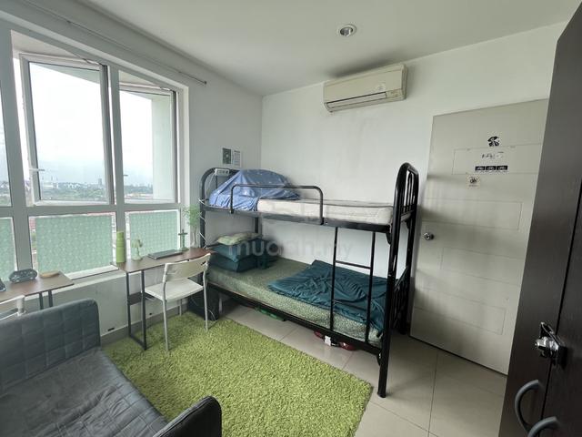 (For Male) 2 Person Sharing Master Bedroom Menara U2 Seksyen 13 1