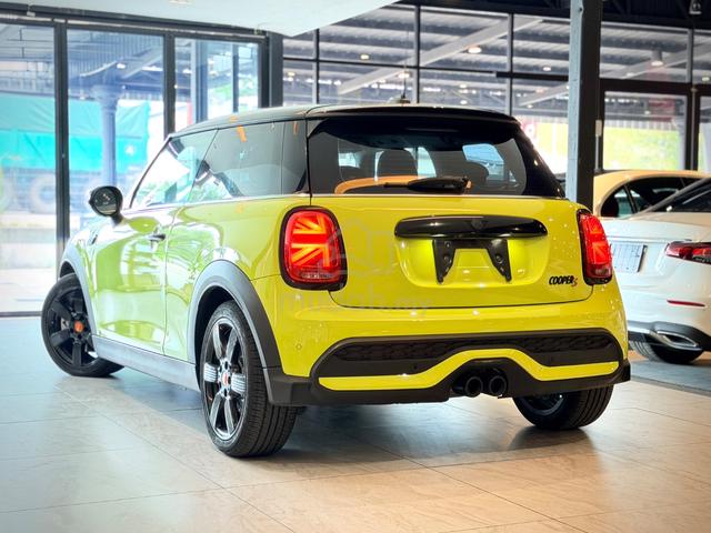 UNREG 2023 Mini COOPER 2.0 S FACELIFT Low Mileage - 2