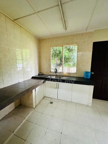 Kepayan 2 1/2 storey semi D house | Penampang | KK City | Airport 1