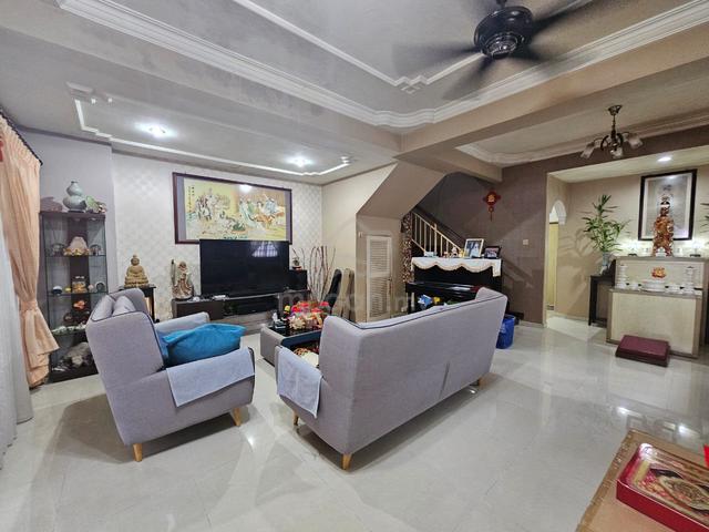 Pulai Indah Double Storey Terrace House, Endlot, Renovated, Skudai,CIQ 1
