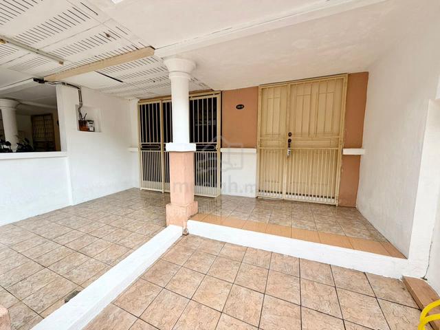 Penang terrace house for rent 1