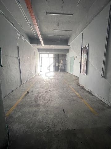 Taman Yulek Shop  , Cheras  [Double Entrance] 1