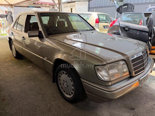 Mercedes Benz 230E 2.3 W124 (A) Old School 1 owner - 2