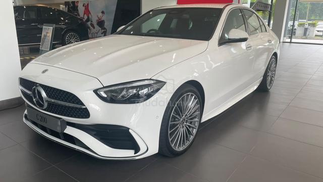 2025/26 Mercedes Benz C-CLASS 1.5 200 AMG LINE - 2