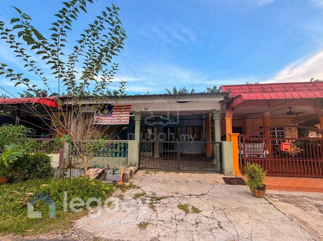 Rumah Depan Padang Untuk Dijual di Taman Kaya Selama Perak 1