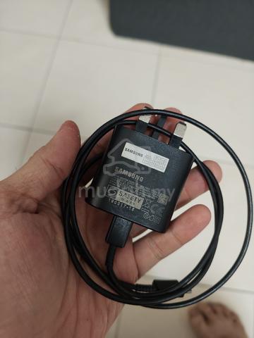 Samsung Galaxy Note 10 Lite - photo 3 of 5