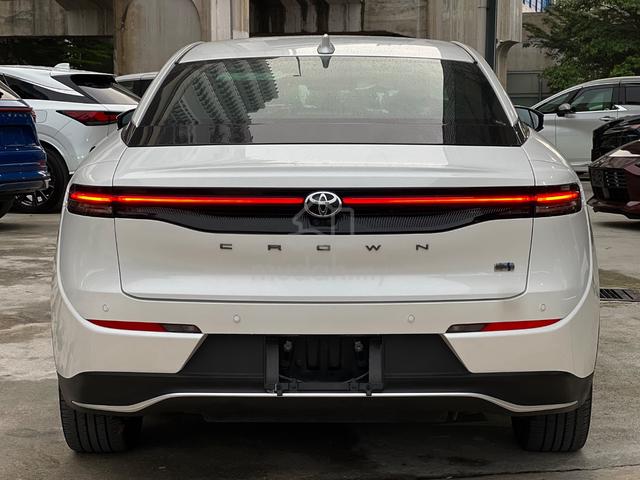 Unreg 2023 Toyota Crown Crossover 2.4 RS Advanced - 3