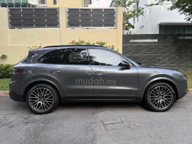 2022 Porsche Cayenne 3.0 Porsche Malaysia Warranty - 4