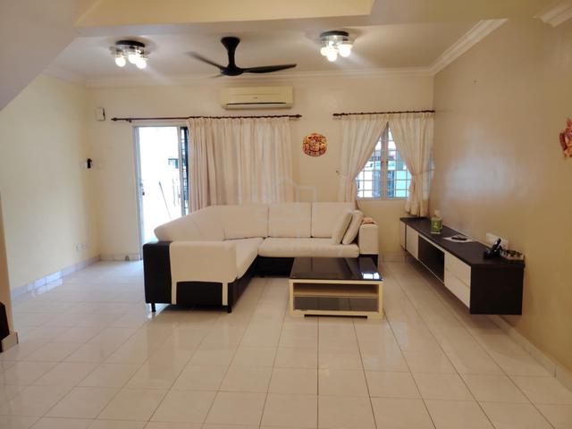 Renovated & partially furnished 2 sty @ Puchong Utama 9 near Lotus's 1