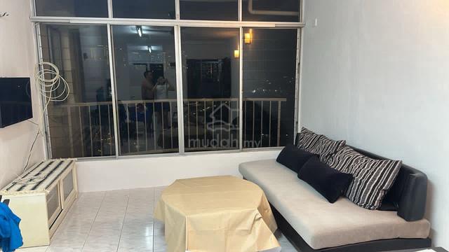 Taman Kristal 1