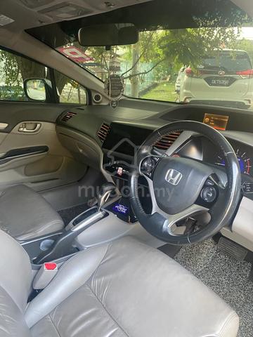 2013 Honda CIVIC 1.5 (HYBRID) (A) - 4