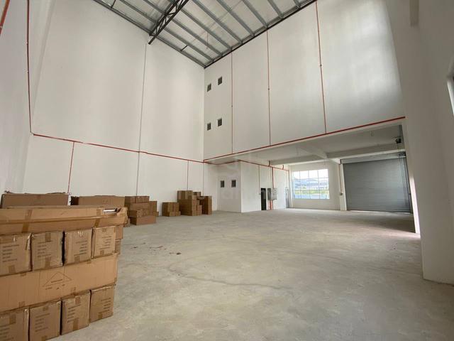 Impian Emas @ Skudai / 3 Sty Cluster Factory / Light Industry 1