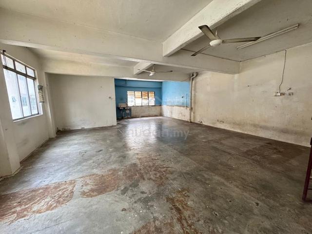 Batu 11 JALAN SS 2/2, BATU 11 CHERAS, 2floor for rent 1