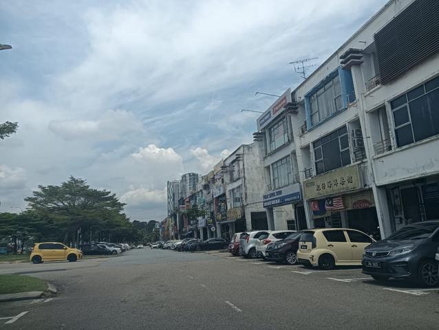 Setia Tropika Ground Floor Facing Mainroad Shop For Rent 1