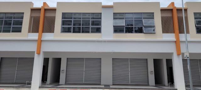 Kajang new shop first floor rent facing main road 1