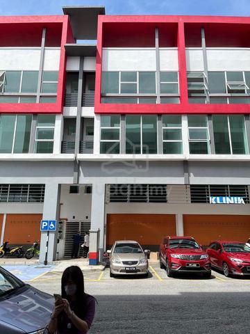 Ground Floor Banting Town Shoplot Jalan Cemerlang McD Baskin Robin 1