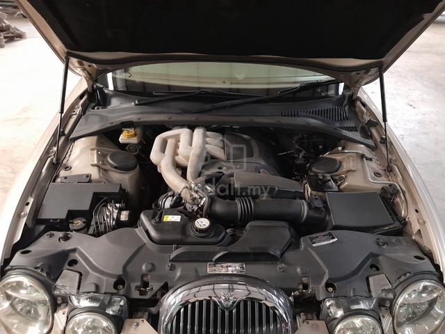 2002 Jaguar S-TYPE 2.5 LUXURY (A) - 4