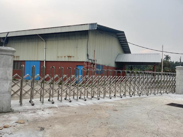 showroom ,warehouse / Store /car wash/event space and factory 1