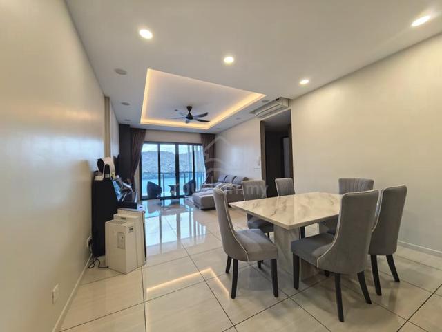 Queens Residences Q1 @ Queens Waterfront 1