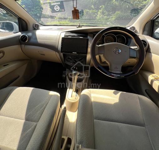 2010 Nissan GRAND LIVINA 1.6 IMPUL (A) - 3