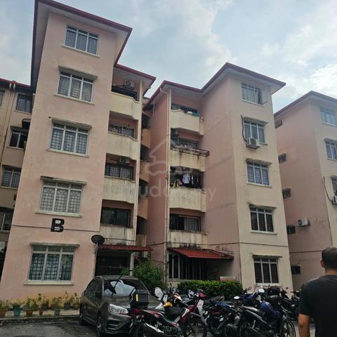 Sri Raya Apartment 1