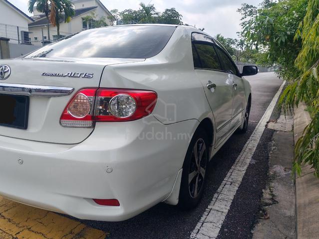 Toyota Altis 1.8 G Dual VVTI FACELIFT 7 Speed 2010 - 5