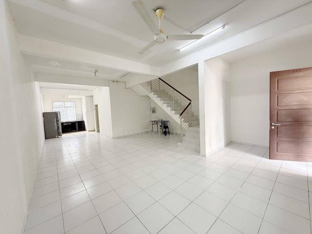 FULL LOAN Tebrau Ria Desa Tebrau Double Storey Unblock View Taman Gaya 1