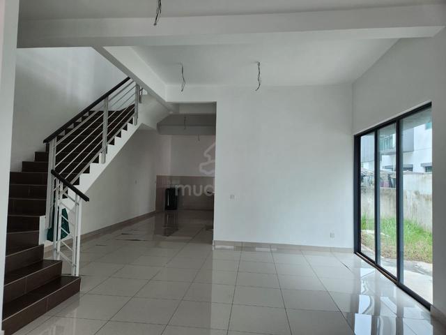 Semi-D Taman Sanctuari @ Permatang Tinggi For Sale 1