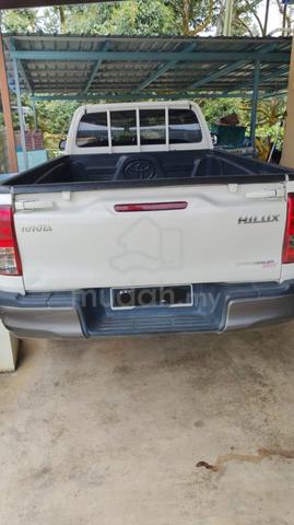 2020 Toyota HILUX 2.4 MT MY17 AN120 FACELIFT (M) - 4
