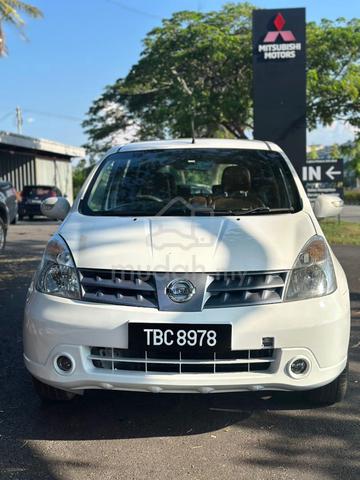 2012 Nissan GRAND LIVINA 1.6 IMPUL (A) - 1