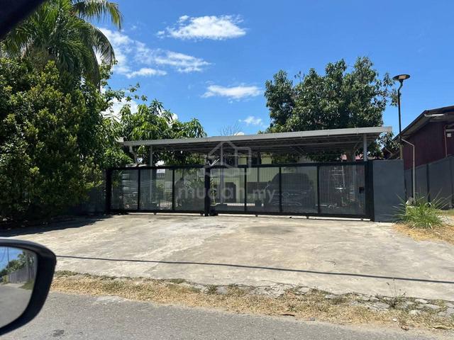 For rent...Petagas detached house 1