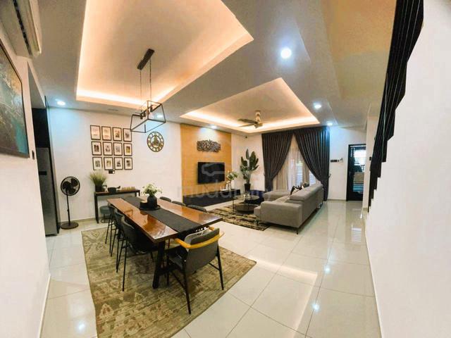 Full Reno🔥 Double Storey Azalea @ Rahman Putra, Sungai Buloh for SALE 1