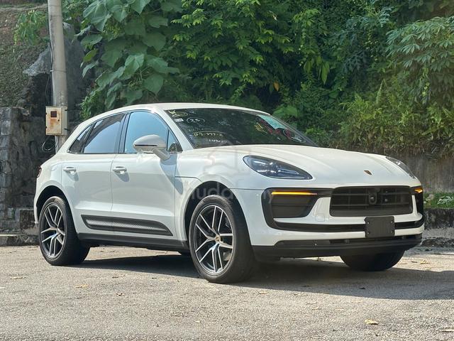 2022 Facelift Japan Spec GEN 3 Porsche MACAN 2.0 - 1