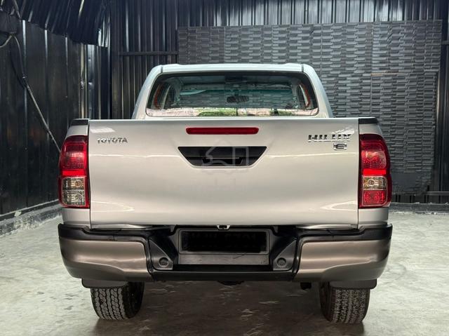 2022 Toyota HILUX 2.4 E (A)FREE 3 YEARS WARRANTY - 4