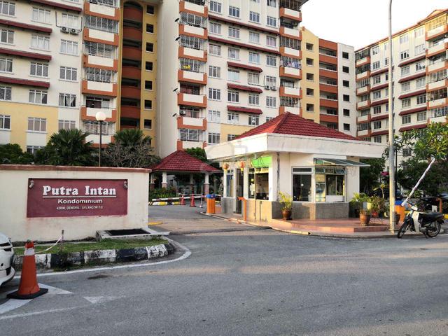 Putra Intan Kondominium 1