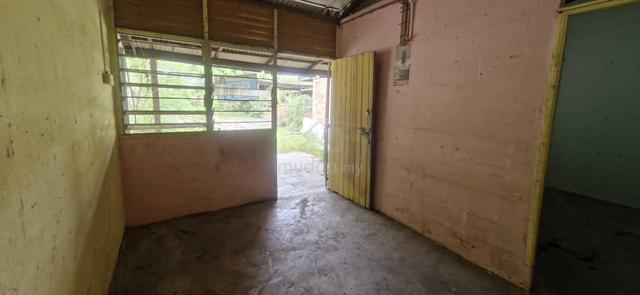 Single Storey Terrace @Jln kenas ,Kuala Kangsar for sale 1
