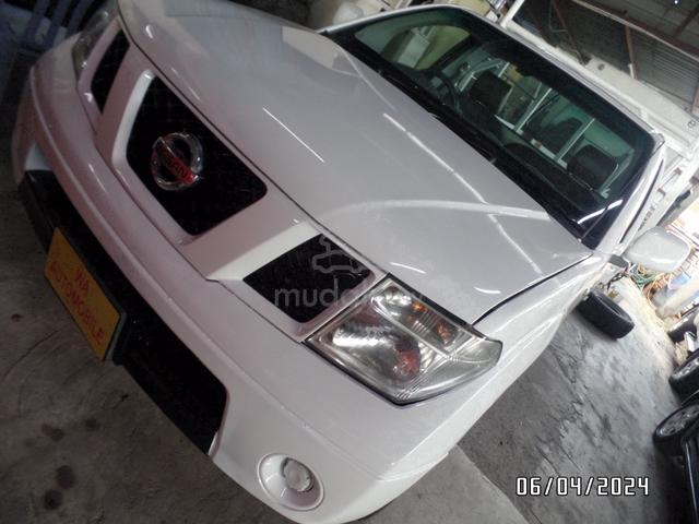 2013 Nissan NAVARA 2.5 CLASSIC/PASAR MALAM LV (M) - 2