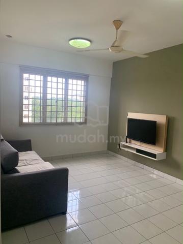 Persiaran Tanjung Apartment 1