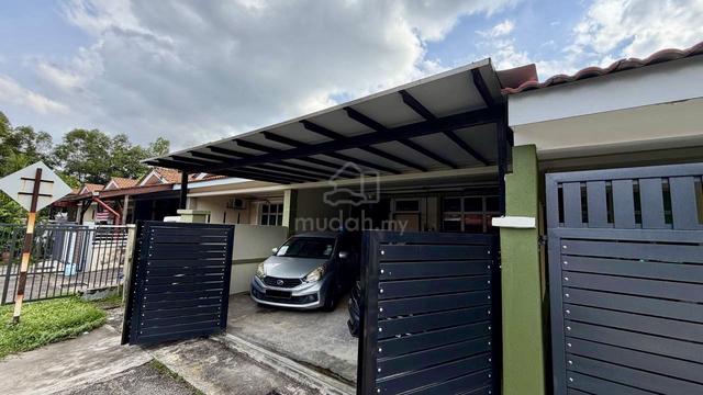 BOOKING 1K! Renovated Single Storey terrace Bandar Saujana Putra SP9 1
