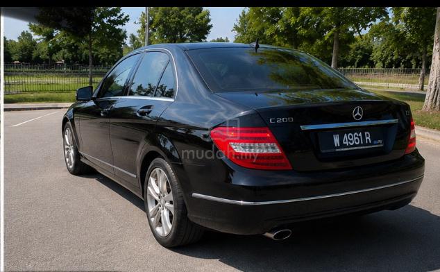 2013 Mercedes Benz C200 CGI BlueEFCY - 4